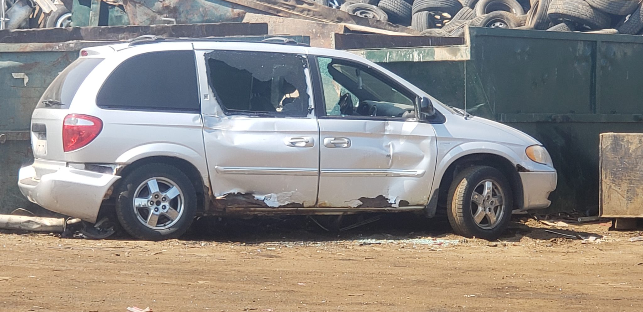 Dodge Caravan Car Removal in Acton and Ajax Junk Car Boys